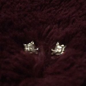 Wolf Earrings - Vintage - Costume Jewelry